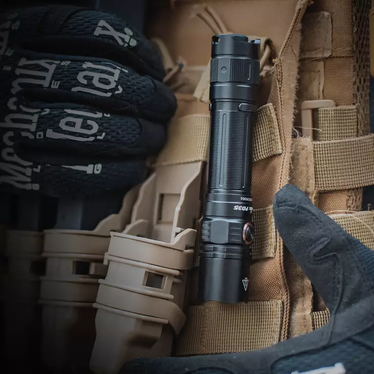 fenix fd flashlights PD35 V3.0 Everyday Carry Flashlight time packed into this flashlight are unmatched for its handheld size Fenix PD40R V3.0 Rechargeable Flashlight