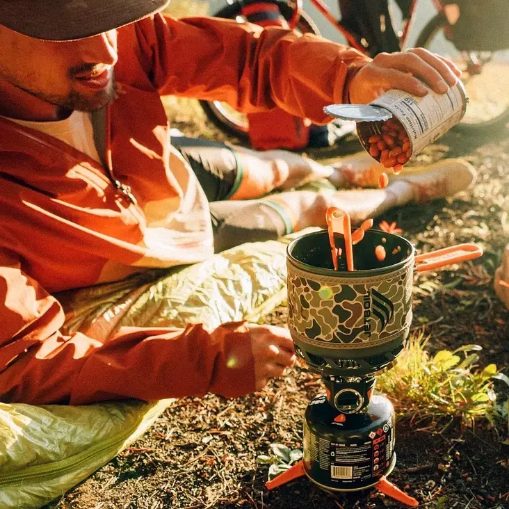 Jetboil TrailCook 1,2L Keitin Duck Camo 6000 BTU stove with a