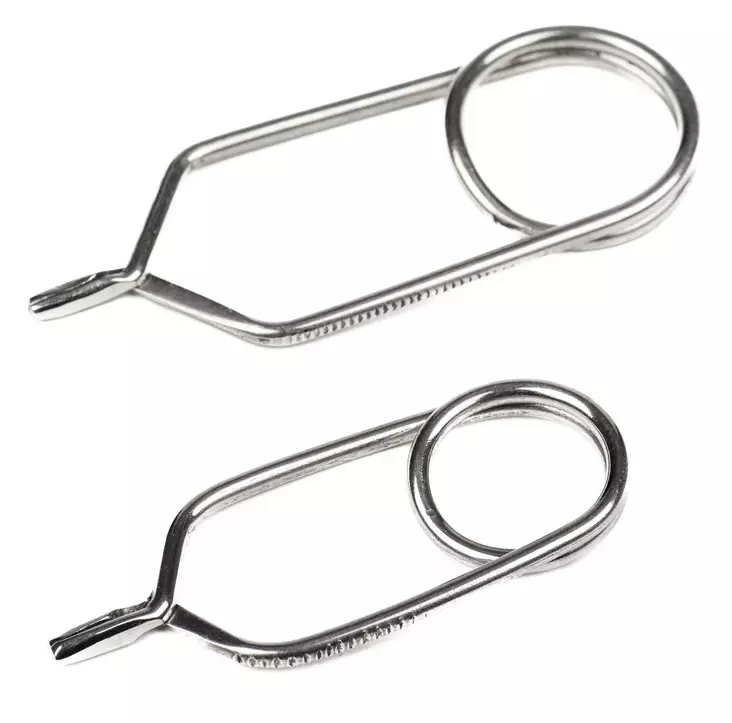 FTS English Hackle Plier Medium - Hackle Pliers - 6417512000598 - 1